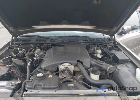 2002 Ford Crown Victoria Lx from USA, damaged, VIN 2FAFP74W82X147092